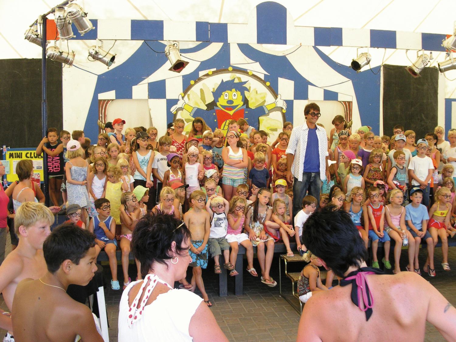 Camping Bella Italia Peschiera del Garda Bagian luar foto