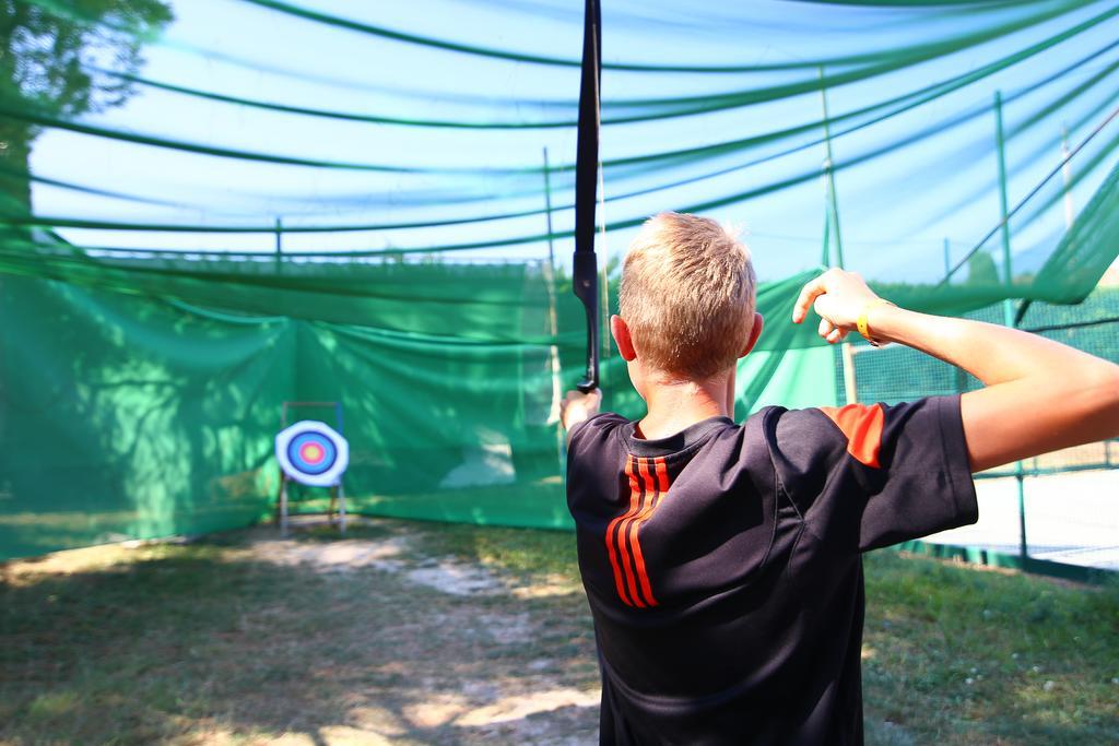 Camping Bella Italia Peschiera del Garda Bagian luar foto